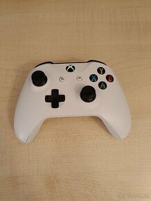 Xbox ovládač (controller, joystick)