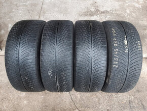 275/45 R20  -zimné Michelin Run Flat