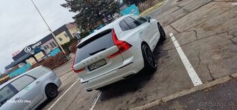 VOLVO XC60  A8 Inscription 4x4