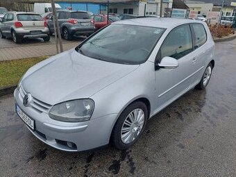 Volkswagen Golf 1.6 FSI Comfortline - 1