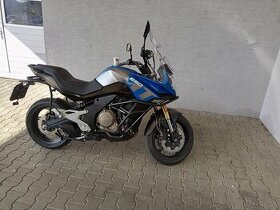 CF MOTO 650 MT