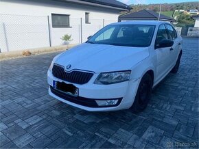 Predám ľahko poškodenú Škoda Octavia 1.4tsi CNG RV 2016