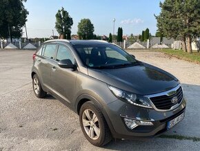 Kia Sportage 1.6 benzin dream edition r.v 2013 top stav