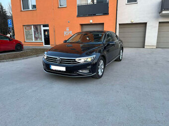 Volkswagen Passat 2.0TDI EVO ELEGANCE 110KW DSG 44.500KM