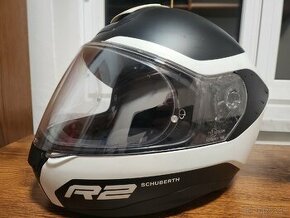 Schuberth R2