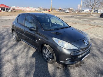 Peugeot 206 +