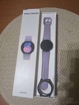 Samsung Galaxy Watch5 40mm fialove