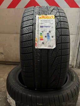 275/40 R19 Pirelli zimne