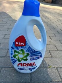 Ariel prací gél 5,8l