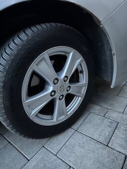 Predám disky Toyota 5x114,3 Zimne Pneu 205/60R16 2021r.