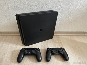 PREDAM PLAYSTATION 4 SLIM + 2 OVLADAČE + HRY