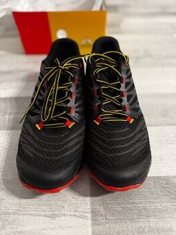 La Sportiva Akasha uk 10 44 1/2