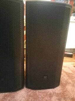 JBL prx 835