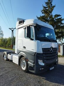 Mercedes Actros Mega