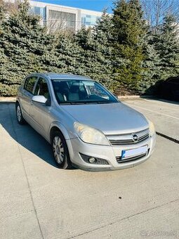 Opel Astra H 2008, 1.4 benzin