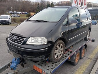 Rozpredám Volkswagen Sharan 1.9 TDI 85kw 7miestne