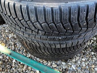 Zimne pneu HANKOOK 245/45 R19 7mm dezen