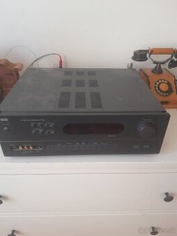 NAD T 743