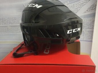 CCM FitLite40 - prilba cierna M nova