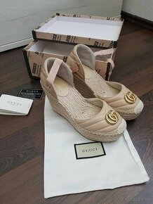 Nové espadrilky platformy GUcci veľkosť 40 béžové