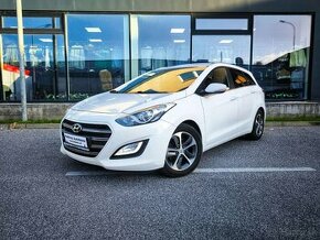 Hyundai i30 CW 1.4 ( 74kw ) - 97 000km - 2016 - V záruke