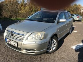 Toyota Avensis Combi 2.2 D-Cat