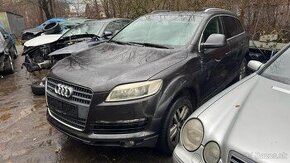 Audi Q7 3.0 TDI 171kw 7.mist rv 06 na pružinách vada DPF