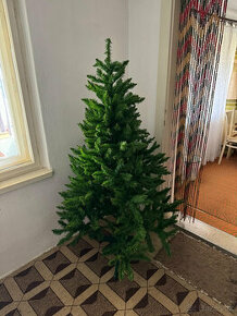 Umelý Vianočný stromček