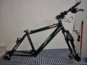 Ocelovy MTB ram + vidlica + komponenty - 1