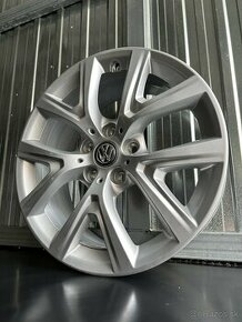 #4 Elektróny originál VW 5x112 r17 - 1