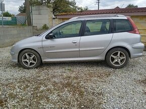 Peugeot 206 SW.