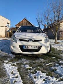 Hyundai I20