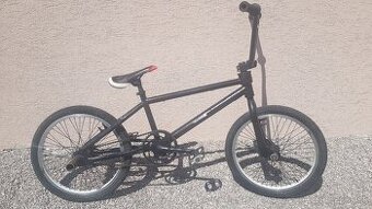 BMX bicykel