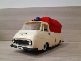 Predam skoda 1203 valník sanitka