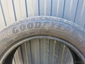 Predám letné pneumatiky 205/55 R17