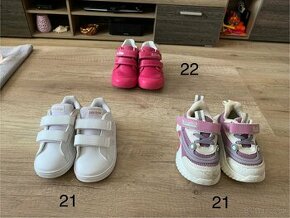 Detské dievčenské topánky a papučky - 1