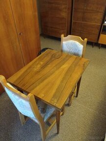 Rozkladací retro stôl, stolík, 2 stoličky