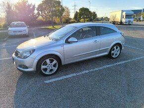 Opel astra gtc - 1