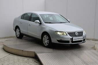 VOLKSWAGEN Passat 1,6 FSi 85 kW