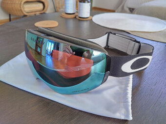 lyžiarske okuliare Oakley Flight Deck XM OO7064-41 PRIZM