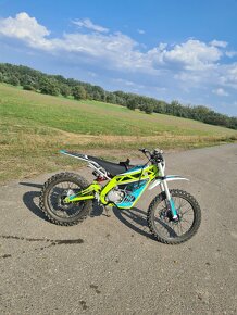 Predam elektricke enduro