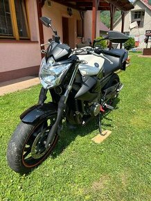 Yamaha XJ6