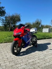 Honda cbr 600 rr, rv 2006, 88kw, nove pneu, nova stk - 1