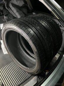 Predám 2ks Zimné pneu Davanti 225/40 R18 92 XL