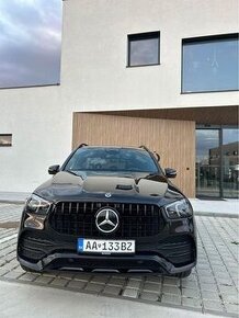 Mercedes-Benz GLE SUV