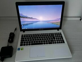 ASUS X552M - 4-core / 8GB RAM / 128GB SSD / Nvidia GT 920M - 1