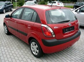 Kia Rio - 1