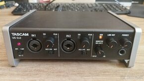 TASCAM US-2x2