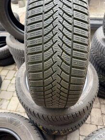 205/50R17 Semperit