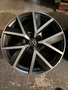 Hliníkové disky 5x112 R20 VW Braga - Touareg RLine